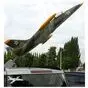 Наклейка «Самолёт Л-39 «Альбатрос» на фоне настоящего самолёта